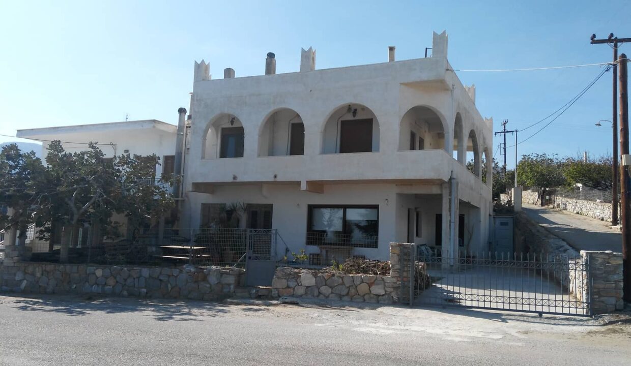naxos beach fronthouse moutsona (25)