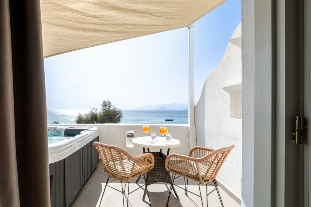 Liana-hotel-spa-naxos-greece-room-with-a-view-on-the-beach-000008