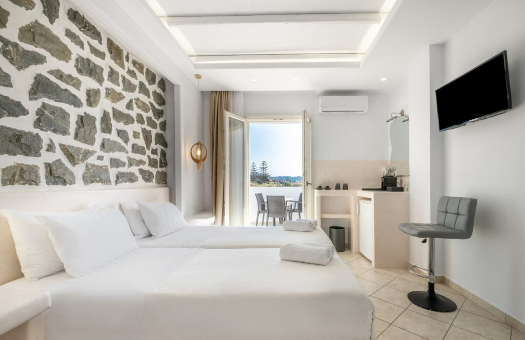 Liana-hotel-spa-naxos-greece-room-with-a-view-on-the-beach-010