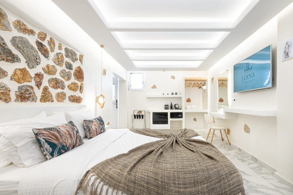 Liana-hotel-spa-naxos-greece-room-with-a-view-on-the-beach-05-1
