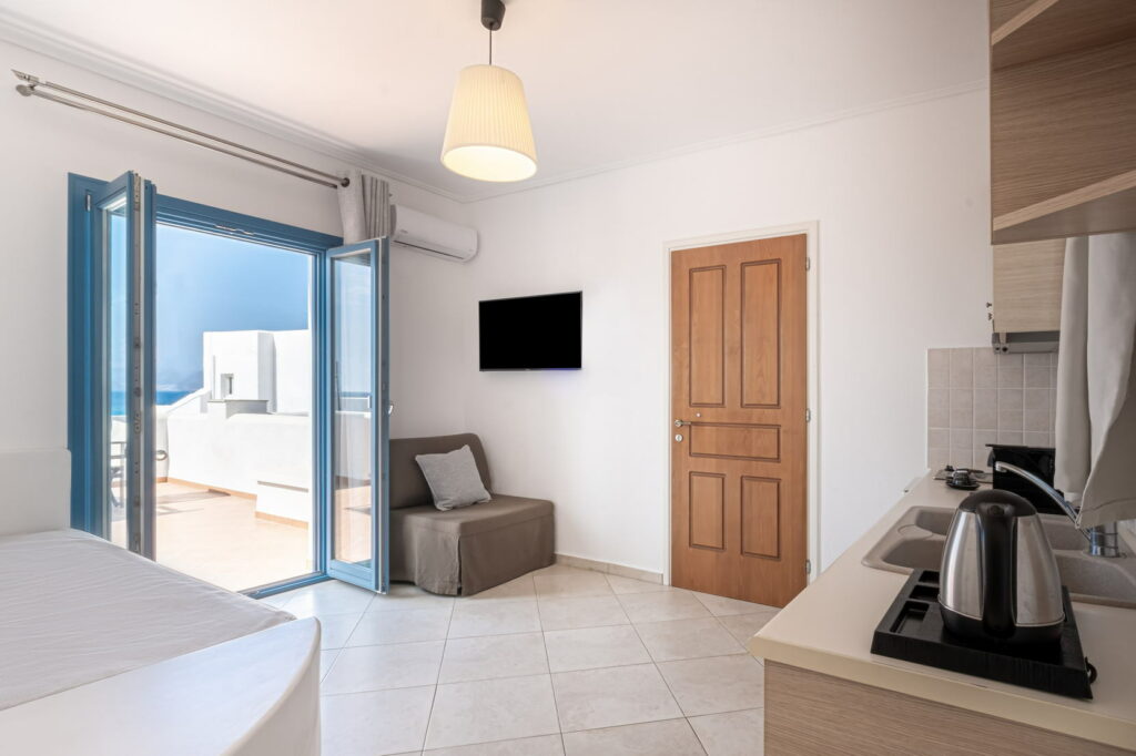 Liana-hotel-spa-naxos-greece-room-with-a-view-on-the-beach-06-7