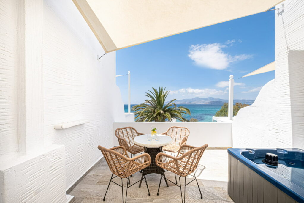 Liana-hotel-spa-naxos-greece-room-with-a-view-on-the-beach-11-1