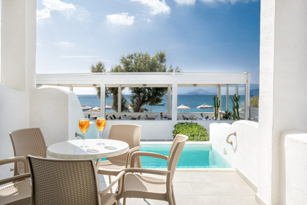 Liana-hotel-spa-naxos-greece-room-with-a-view-on-the-beach-15