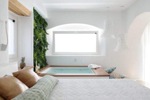 euphoria downtown naxos master suite spa bath (3)
