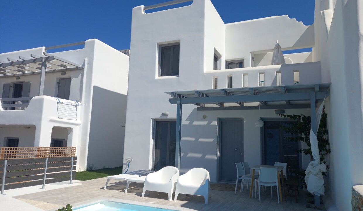 White Nadora Naxos Villa (30)