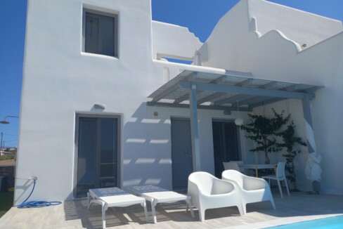 White Nadora Naxos Villa (35)