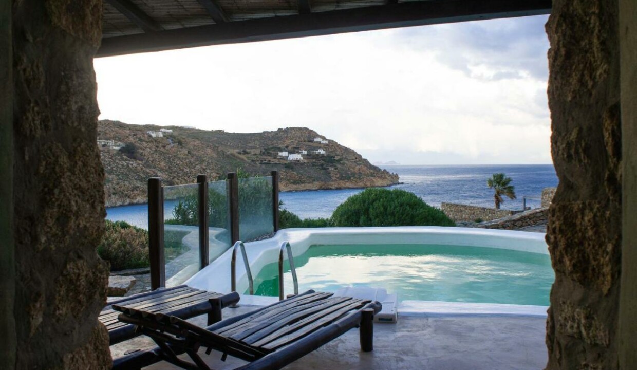 Beyond Beachfront Super Paradise Villa - Mykonos (18)