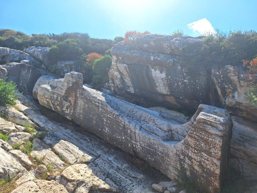 Kouros Apollonas (2)