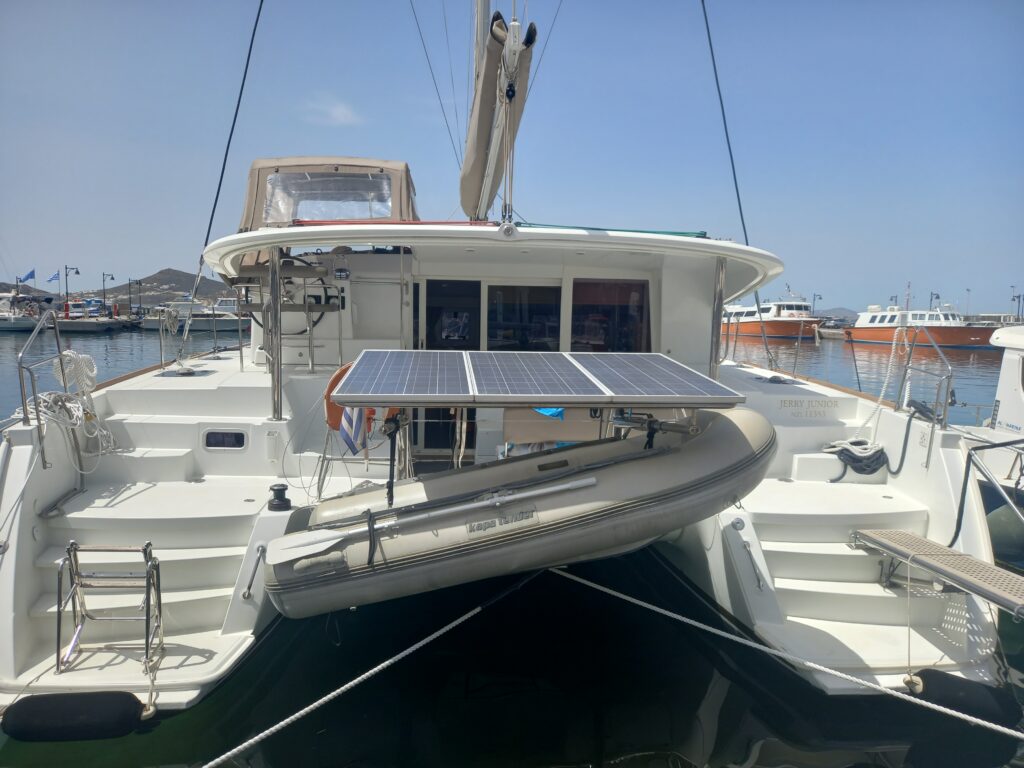 Catamaran Jerry Junior Naxos (4)