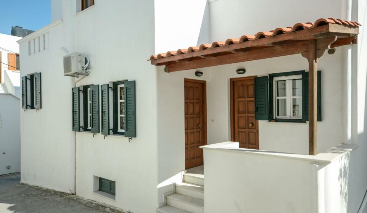 Naxos House - 2 Bedrooms Apartment (1)