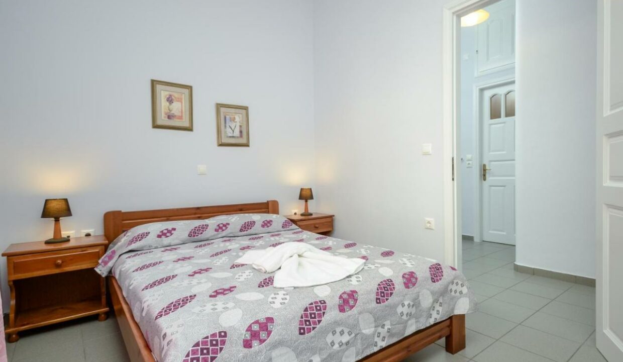 Naxos House - 2 Bedrooms Apartment (16)