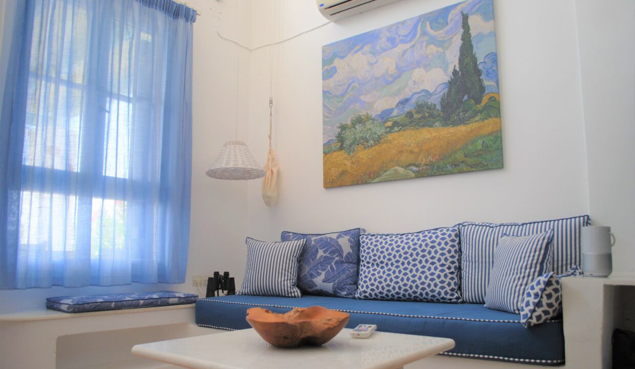 Sunset Beach House Stelida - Living Room (4)