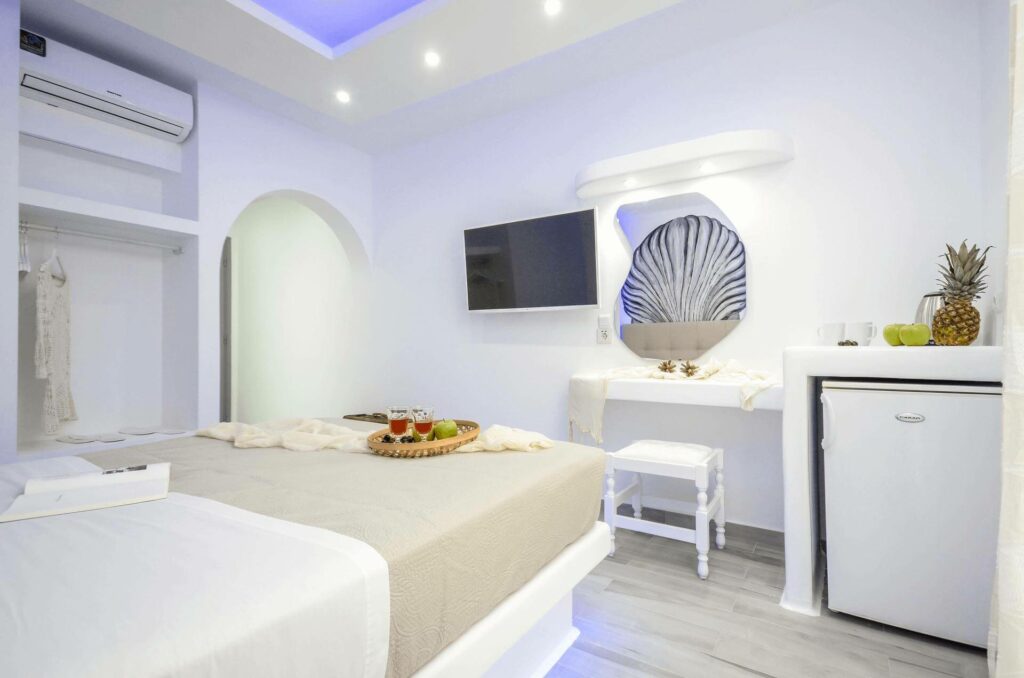DELUXE DOUBLE ROOM (7)