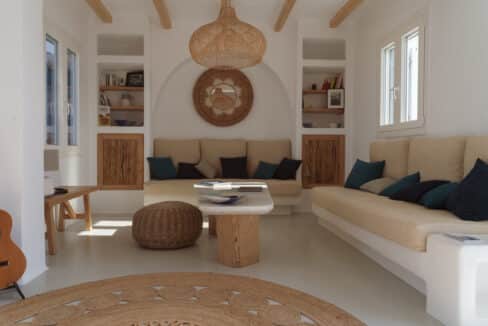 Iliaki Villa - Living & Kitchen (10)