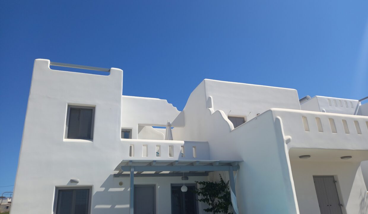White Nadora Naxos Villa (44)