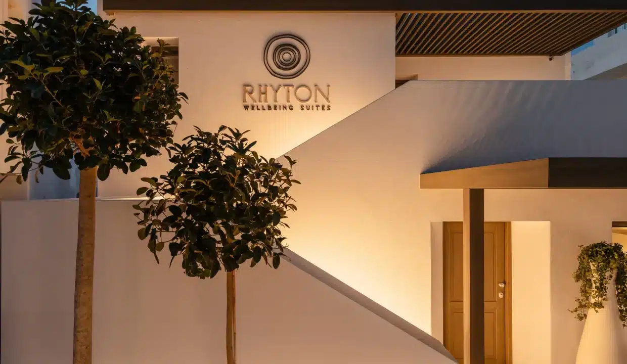 RHYTHON HOTEL (2)