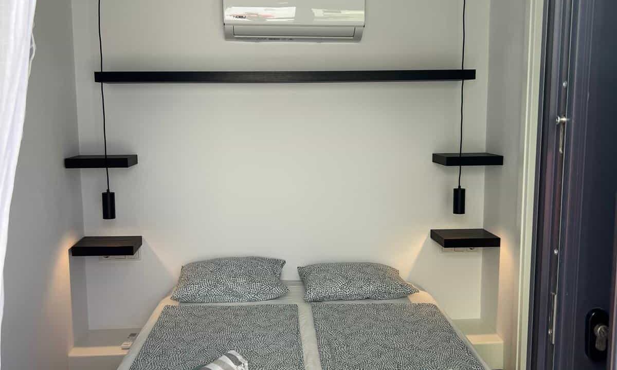mati tis thalassas studio