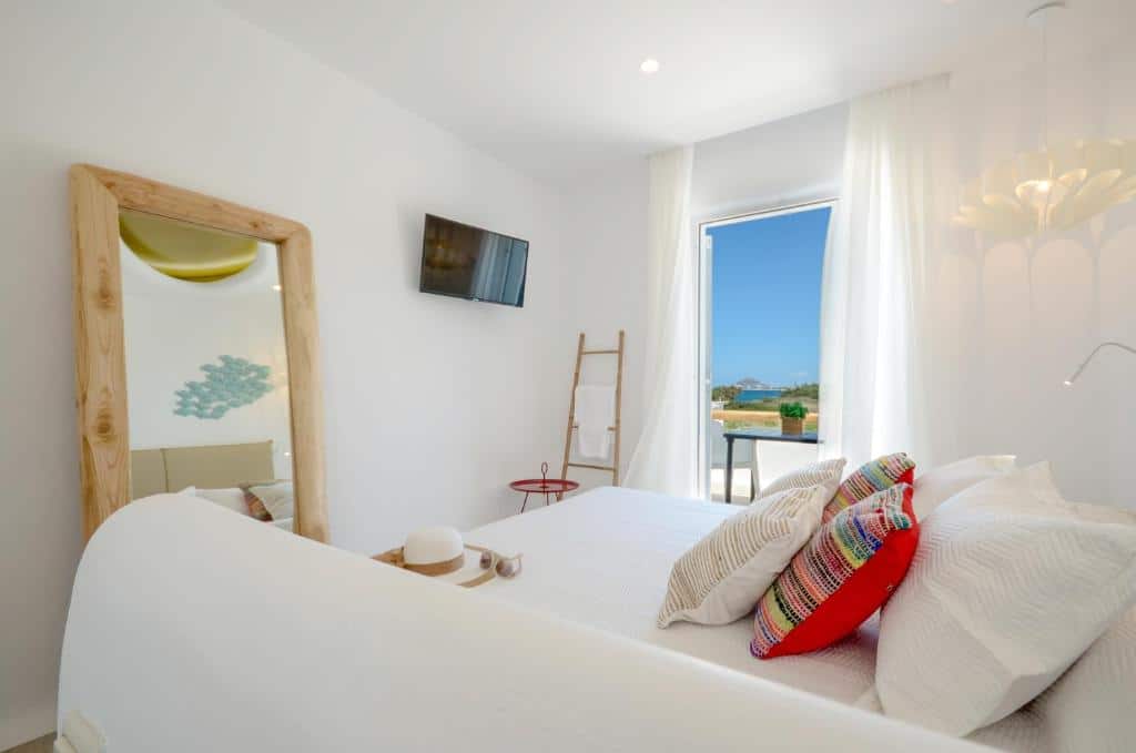 2 Bedrooms Suite with Sea View (1)