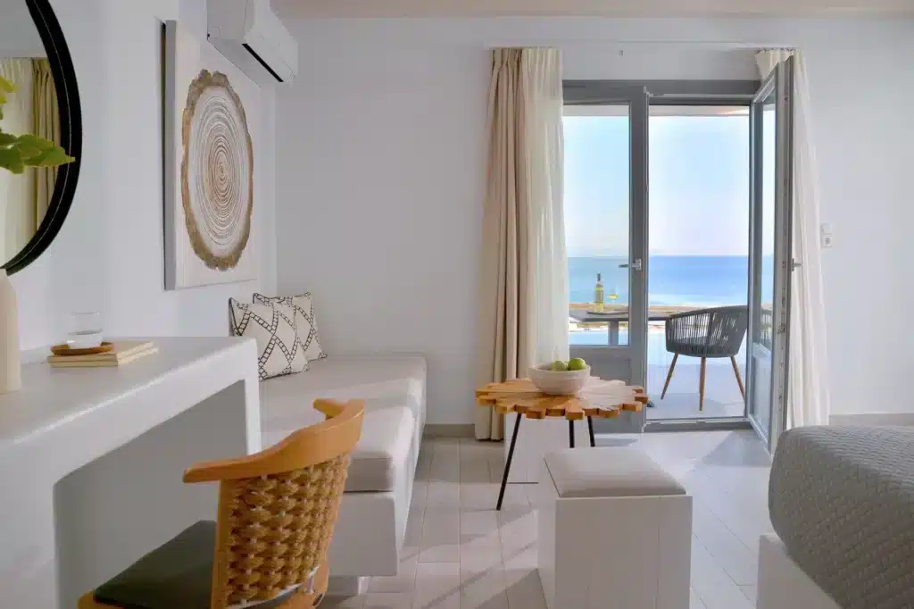 Grande Sea View Suite with Private Pool (13)