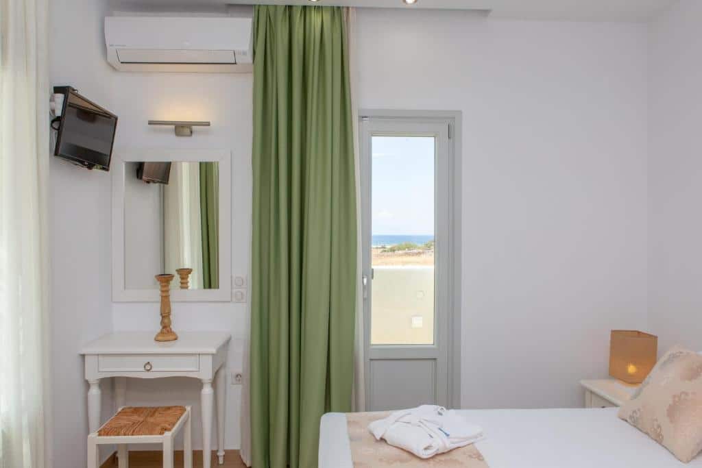 Two Bedroom Villa Private Pool & Sea View (Green) (5)