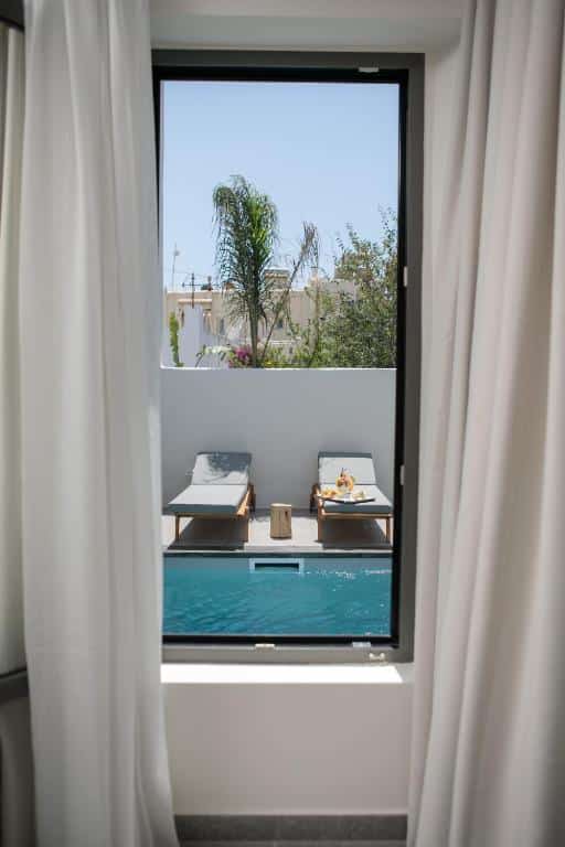 Junior Suite - Private Pool - Hemera (2)