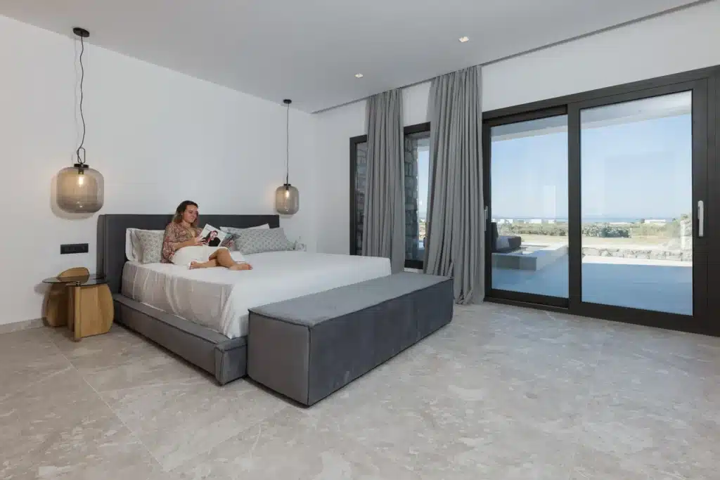 Two Bedroom Sea View Suite with Private Pool (4)