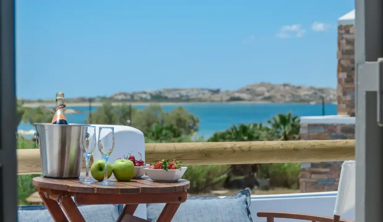 King suite sea view with outdoor hottub (3)