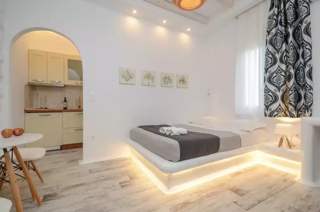 Luxury One Bedroom Apartment (7)