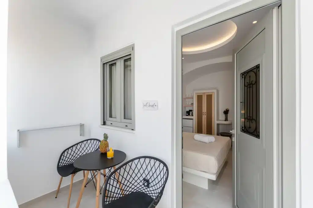 Oval Suite (1)
