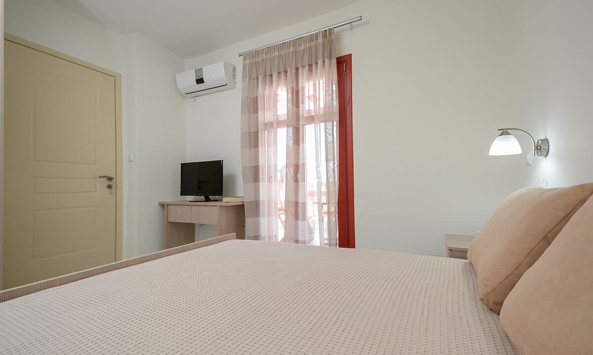 bed 2 (3)