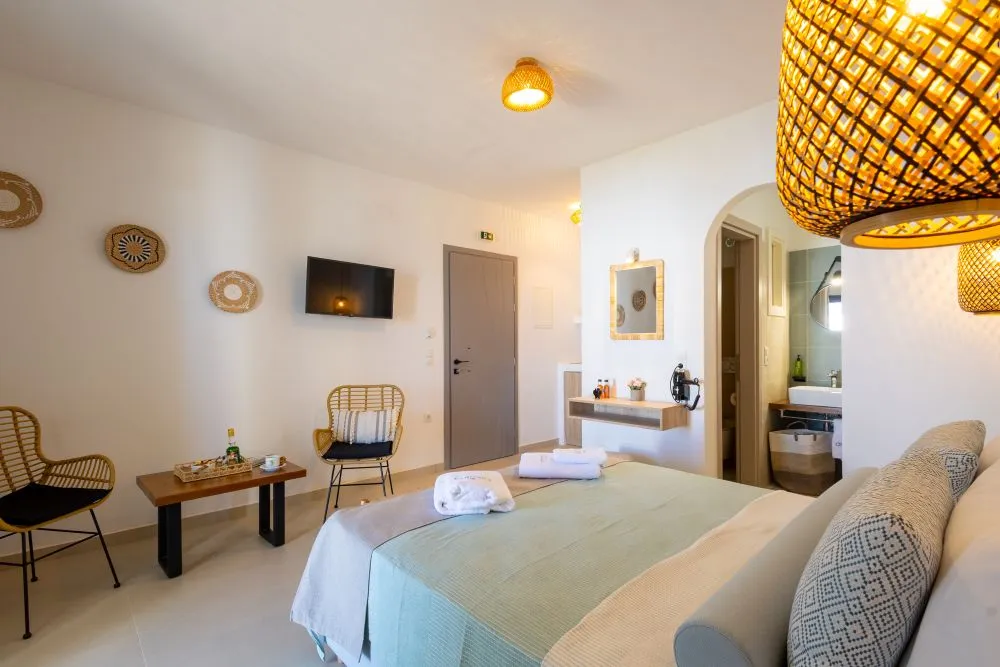 Double Room with Sea View (19)