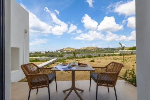 Double or Twin Room with Side Sea View (17)