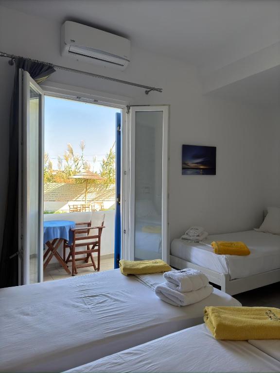 Apartment 5 Guests (1)