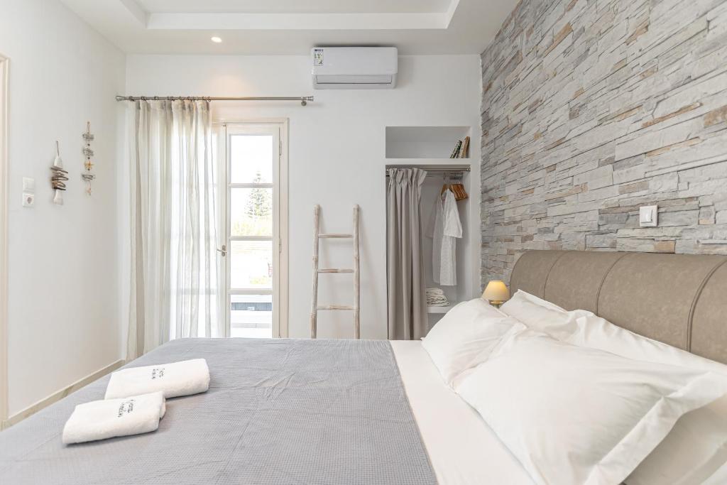 Double Room with Spa Bath (10)