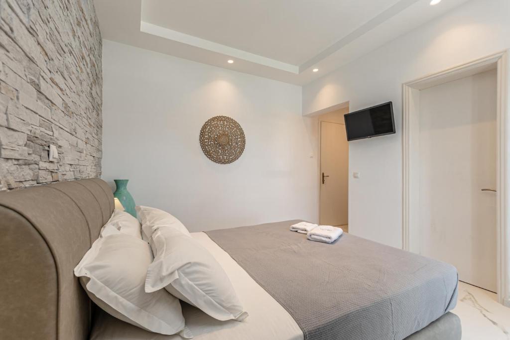 Double Room with Spa Bath (5)