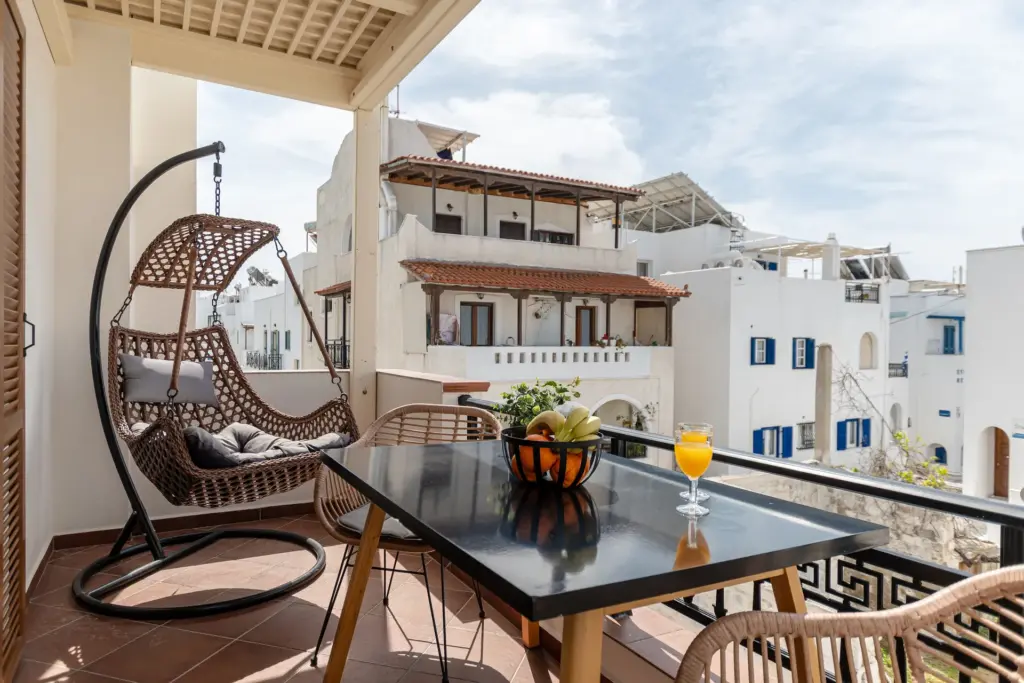 Double Studio Top Floor (6)