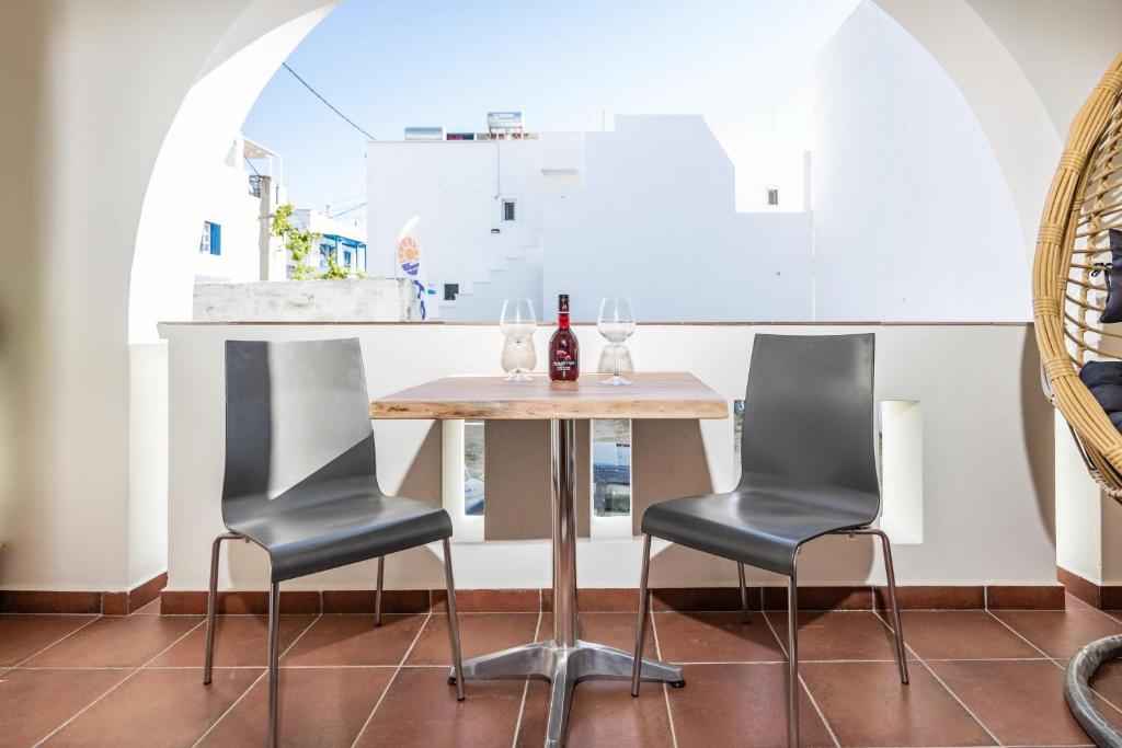 Double Studio on 1st Floor (3)