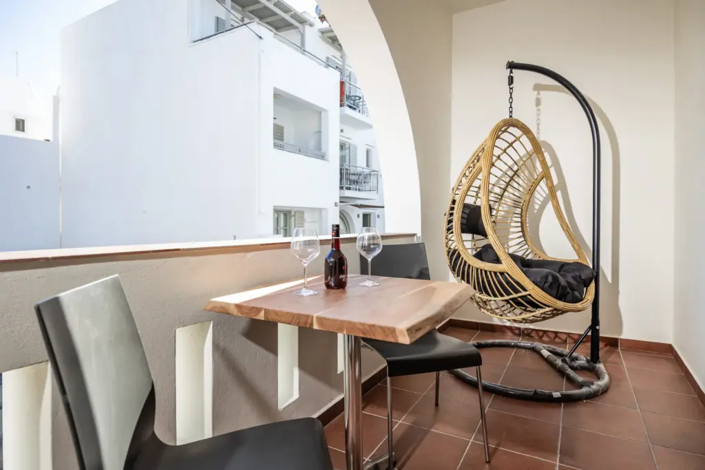 Double Studio on 1st Floor (4)