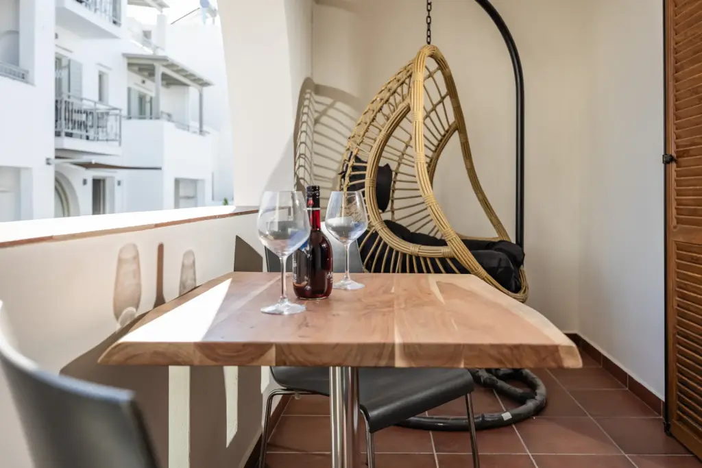 Double Studio on 1st Floor (8)