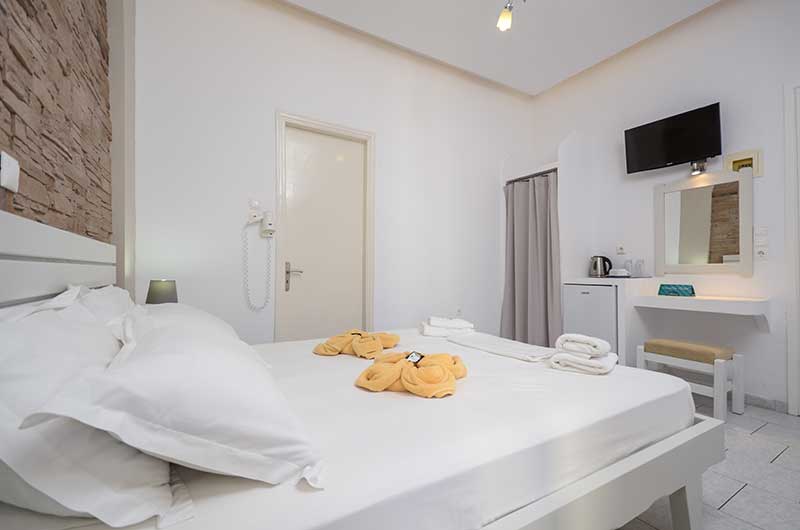 Economy Double Room (8)
