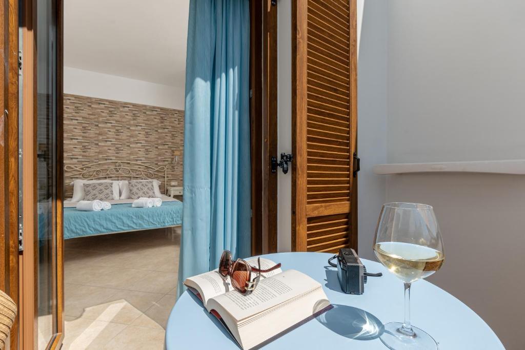 Triple 2 Spaces Top Floor Studio (25)