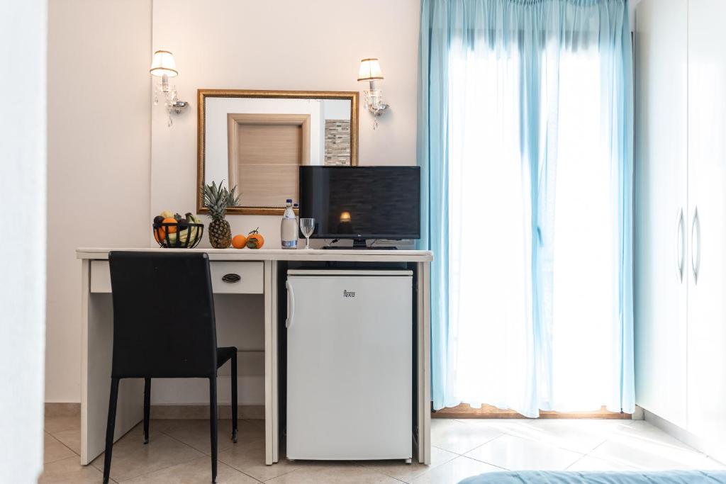 Triple 2 Spaces Top Floor Studio (8)