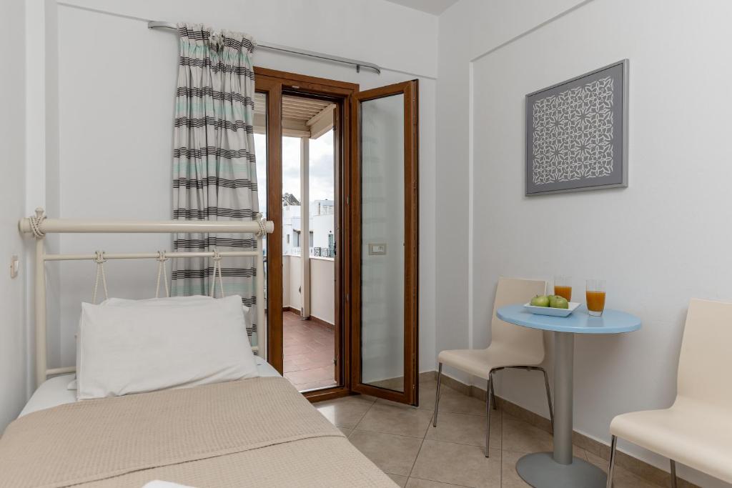 Triple 2 Spaces Top Floor Studio (9)