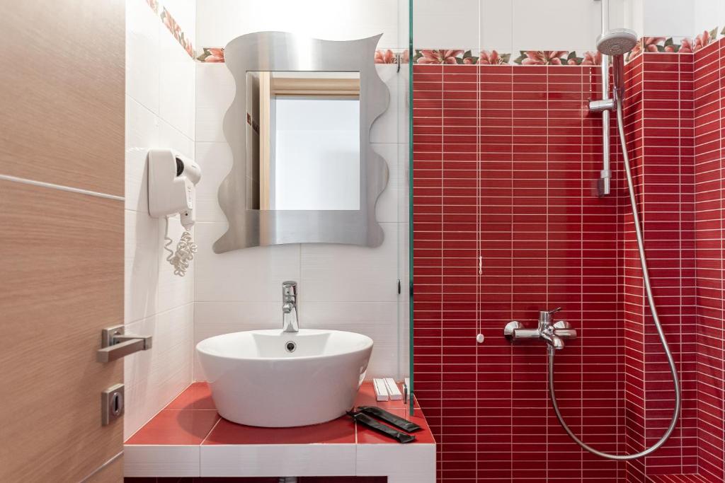 Twin Beds Studio Of 1st Floor (11)