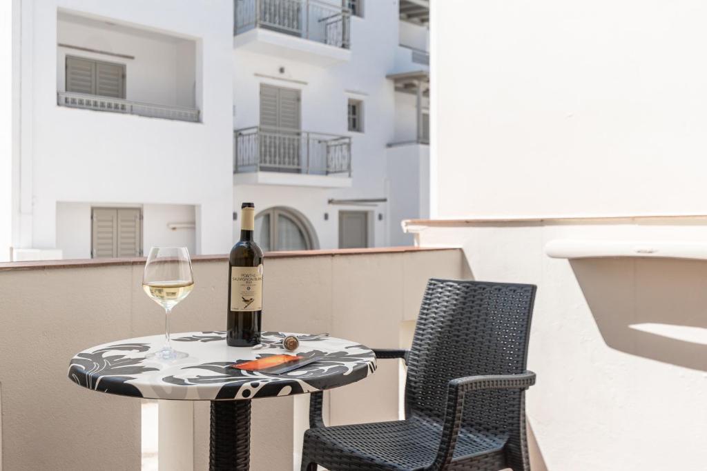 Twin Beds Studio Of 1st Floor (3)