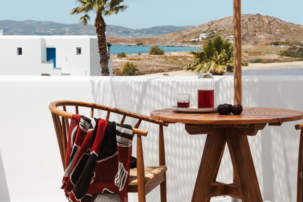 Amaryllis - Phaistos Suites (10)