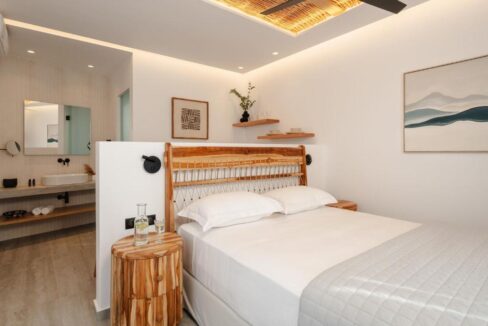 Anais - Phaistos Suites (1)