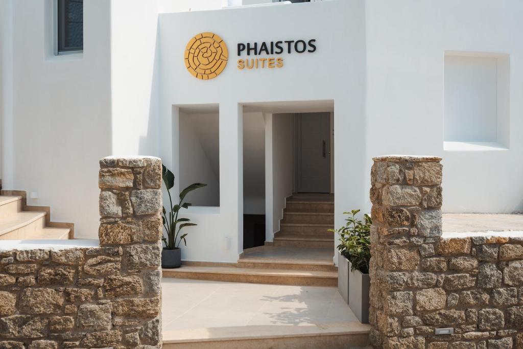 Phaistos Suites (1)