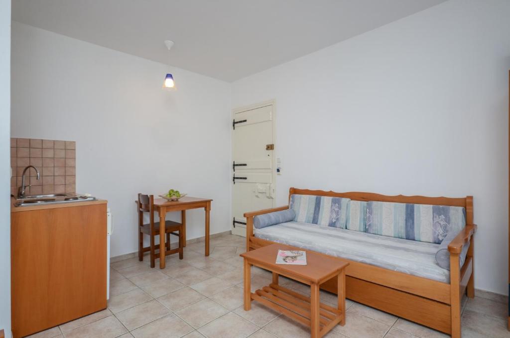 Quadruple Comfort Room Sea View 2nd Floor (3)