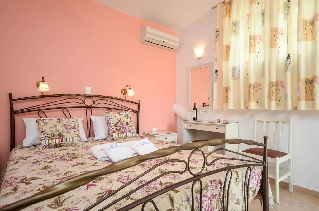 Semi Basement 2 adults (6)